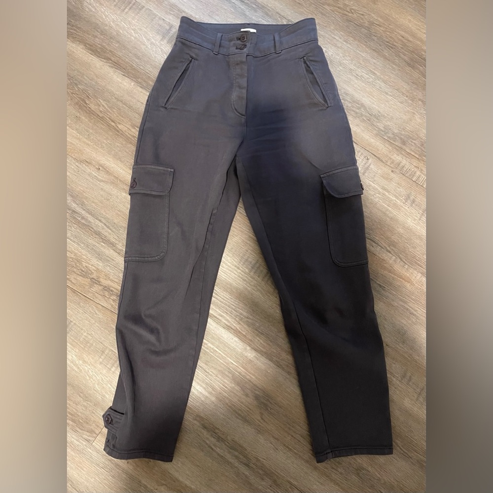 Wilfred Free Modern Cargo Pants - Size 4 - Charcoal Colour - Aritzia
